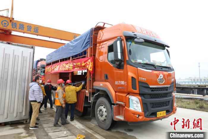  湖北副省长：保障物资运输通畅 维持城市正常运行