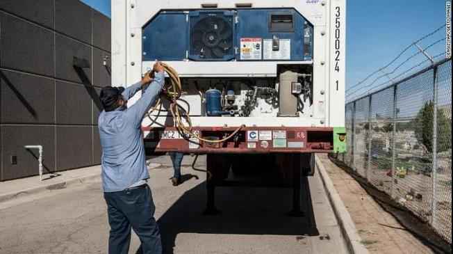 单日新增病例超18万!美国专家警告将进入疫情“至暗时刻”